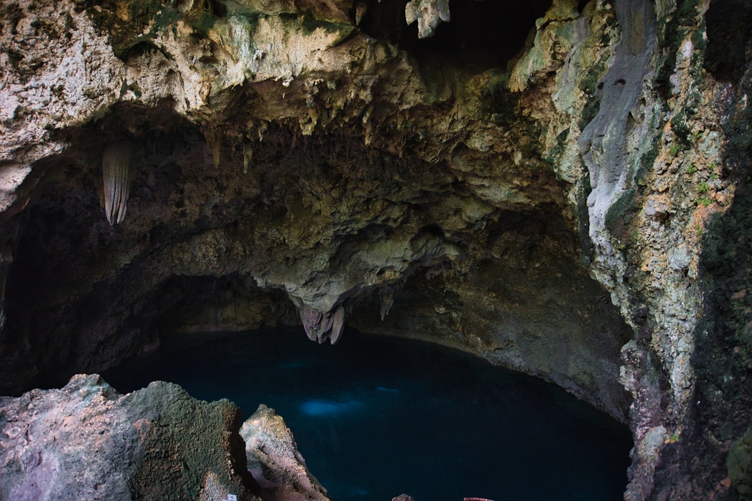 ¿Por qué el agua de los cenotes es tan clara?